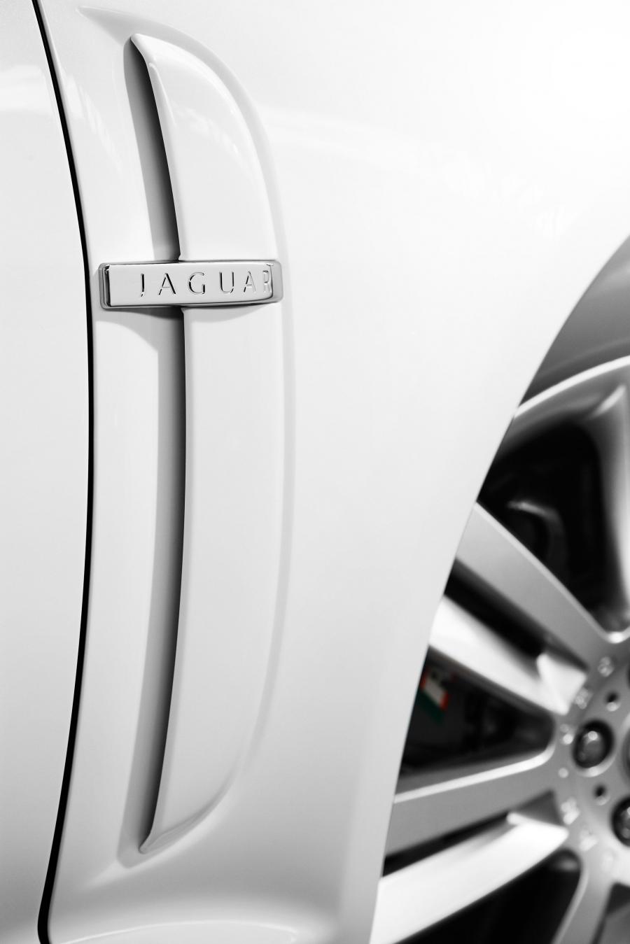  Jaguar XFR 2009 года  (фото 111 из 141)